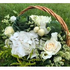 Basket "White hydrangea"